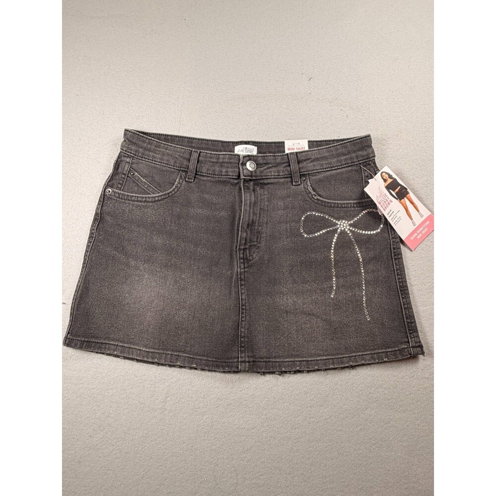 Size 10 Juniors NWT Millie Bobby Brown Black Denim mini skirt with bedazzle bow